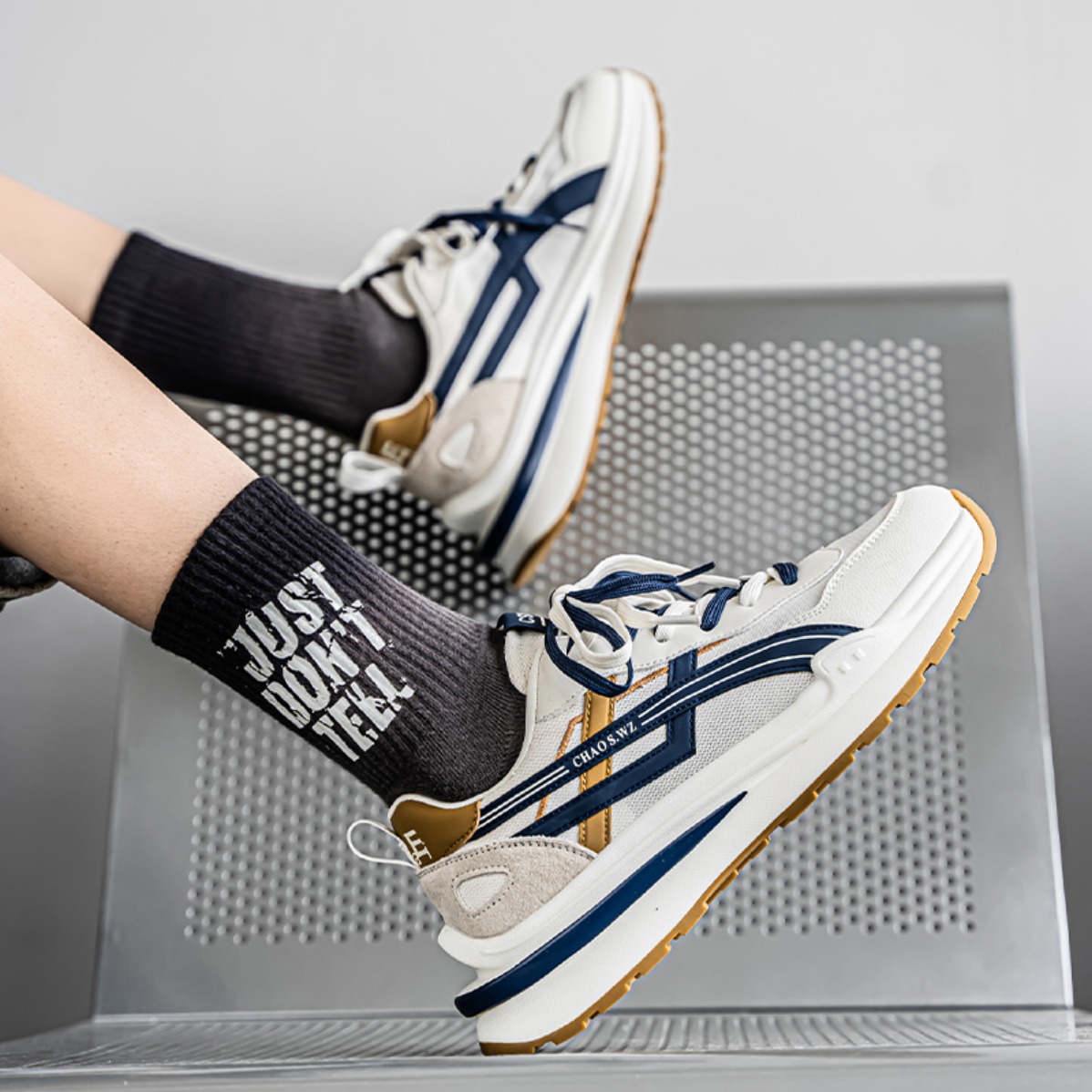 New Men Breathable Thick Sole  - Badminton Shoes review and price